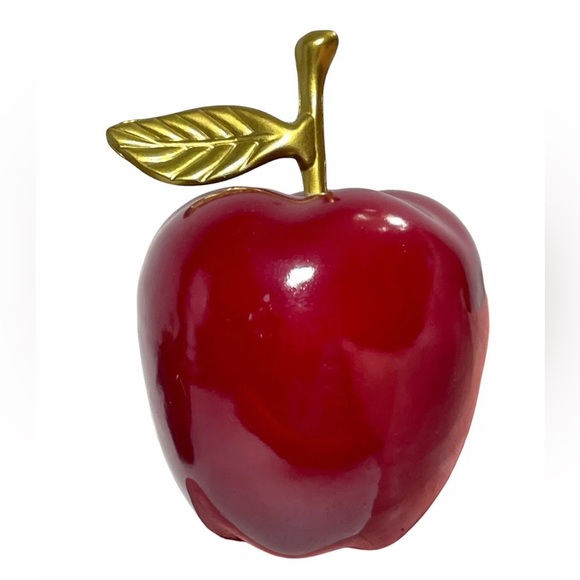 life size red glossy faux apples with brass stem and leaf lot of 3 - Picture 6 of 8